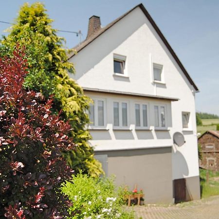 Stilvolles Eifelhaus am Nürburgring mit eigenem Garten Boos Exterior foto