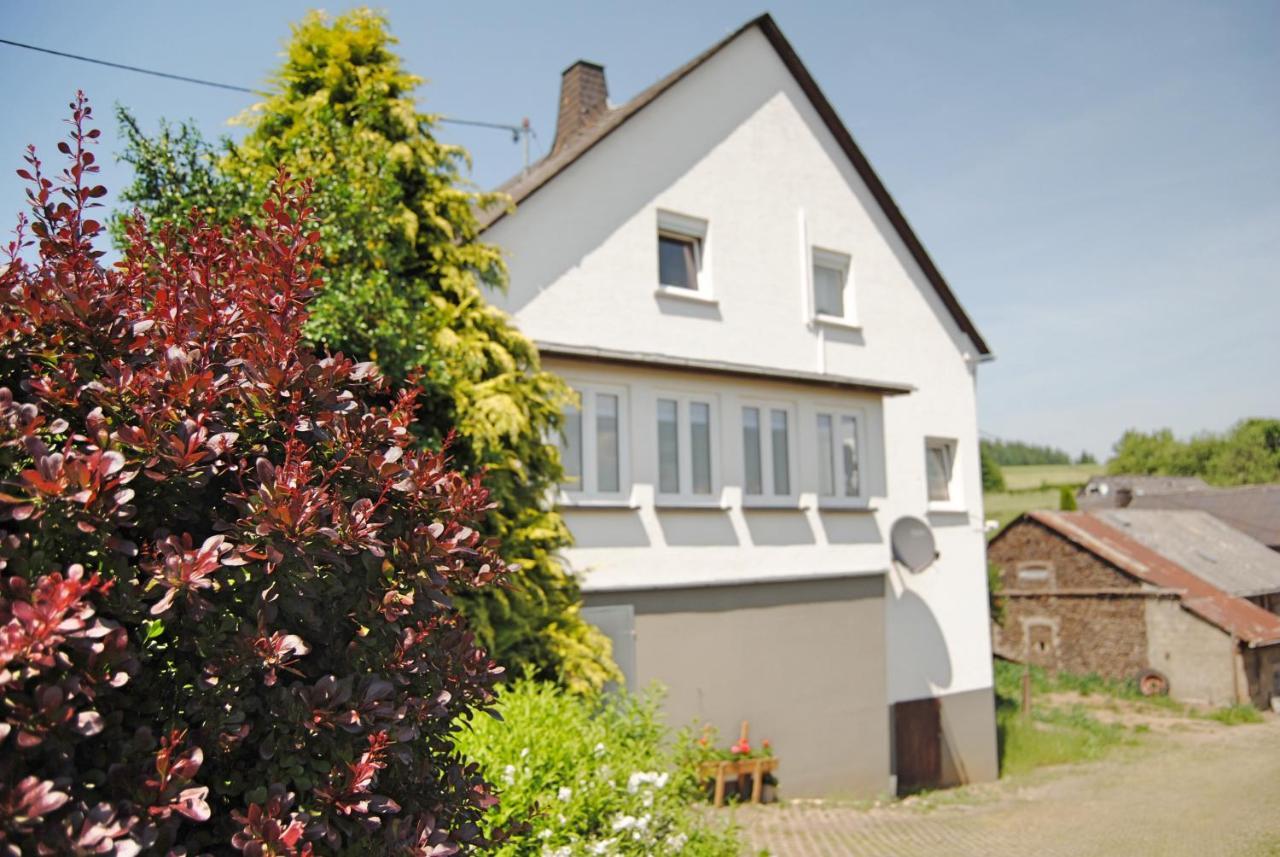 Stilvolles Eifelhaus am Nürburgring mit eigenem Garten Boos Exterior foto